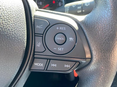 2022 Toyota RAV4 LE 1 Owner 4WD Only 39865 Miles