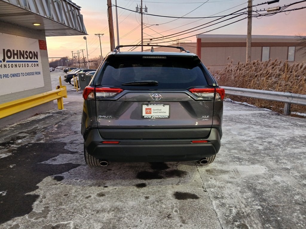 2023 Toyota RAV4 XLE