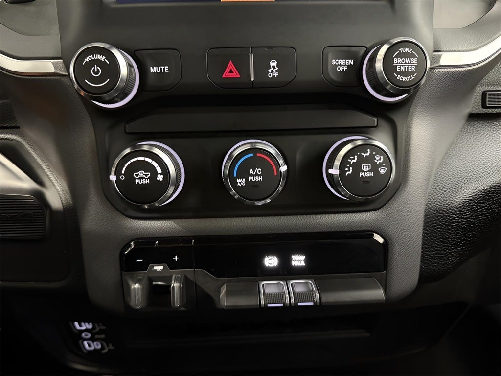 2024 RAM 3500 Big Horn LONG BED