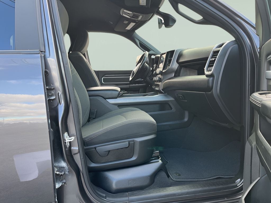 2021 RAM 2500 Big Horn NIGHT EDITION