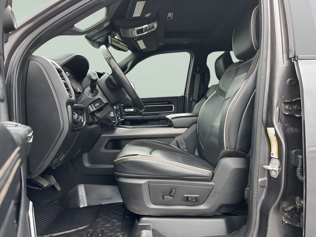 2022 RAM 2500 Laramie NIGHT EDITION