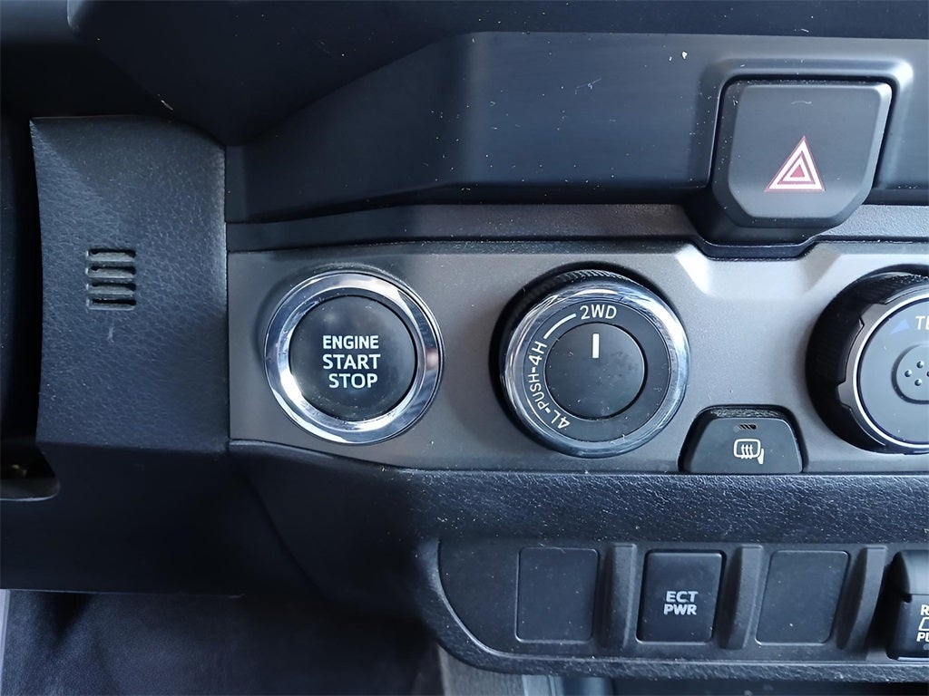 2023 Toyota Tacoma TRD Sport V6