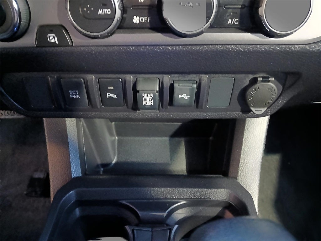 2023 Toyota Tacoma V6