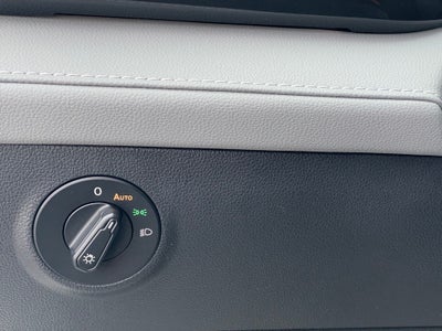 2022 Volkswagen Taos 1.5T SEL Certified