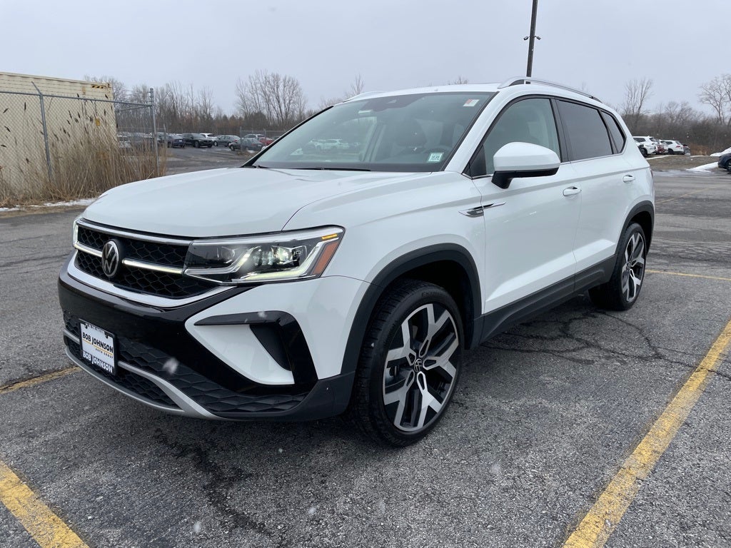2022 Volkswagen Taos 1.5T SEL Certified