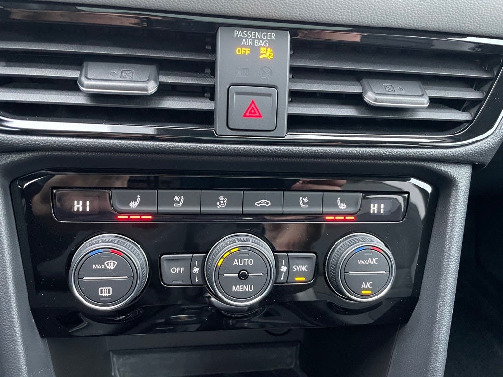 2022 Volkswagen Taos 1.5T SEL Certified