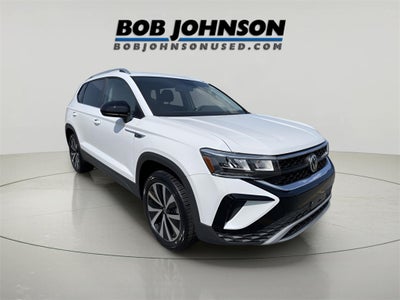 2022 Volkswagen Taos 1.5T SE CERTIFIED