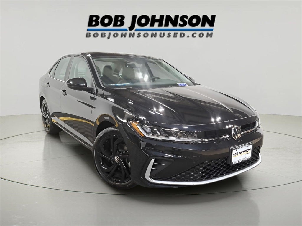 2025 Volkswagen Jetta 1.5T SE Sunroof Heated Seats