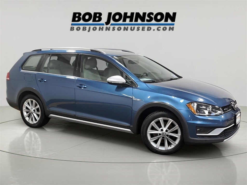 2017 Volkswagen Golf Alltrack TSI S 4Motion Heated Seats