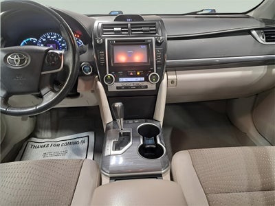 2014 Toyota Camry Hybrid XLE Sunroof & Back-up Camera