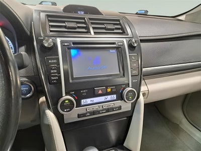 2014 Toyota Camry Hybrid XLE Sunroof & Back-up Camera