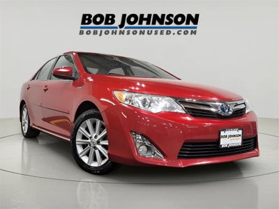 2014 Toyota Camry Hybrid XLE Sunroof & Back-up Camera