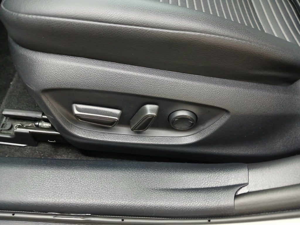 2023 Toyota Camry SE Nightshade