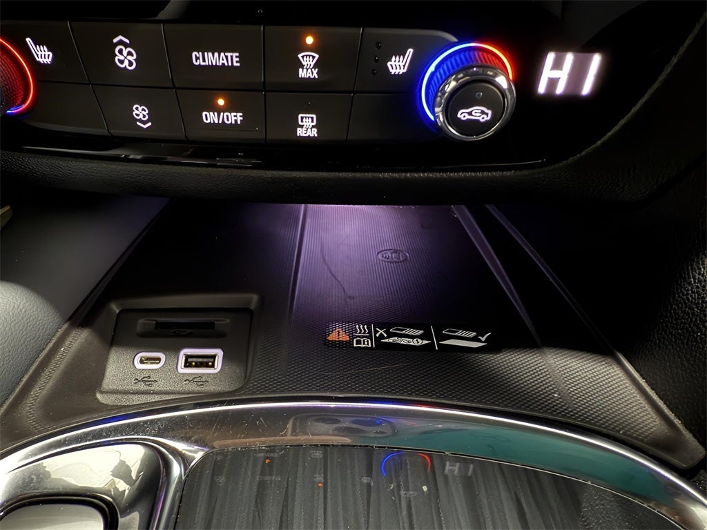 2024 Buick Enclave Essence