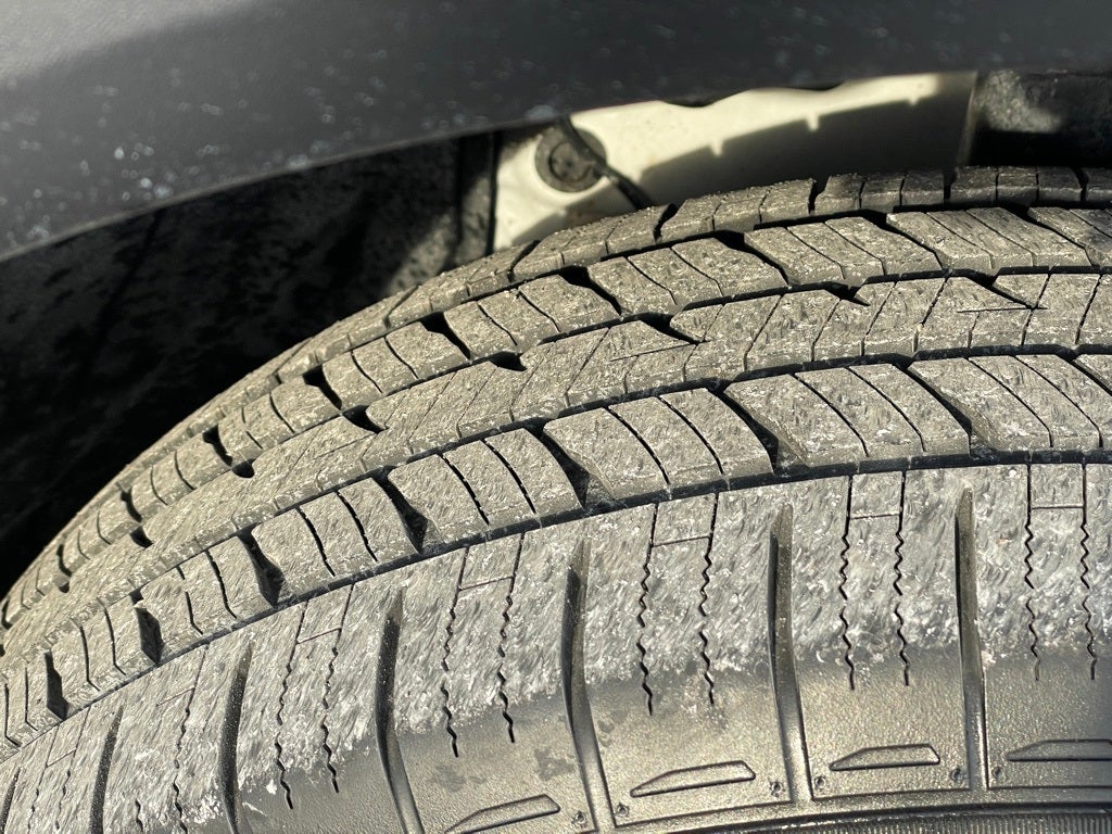 2024 Nissan Rogue S Certified - Heated Leather Seats *$500 CPO Rebate*