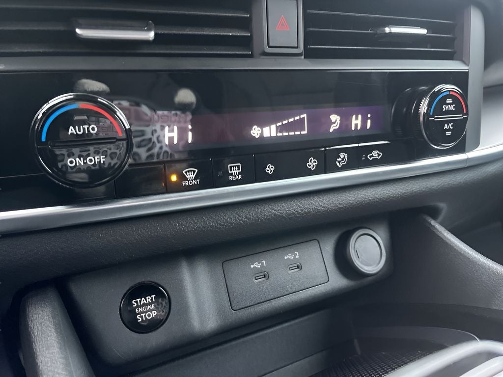 2024 Nissan Rogue SV