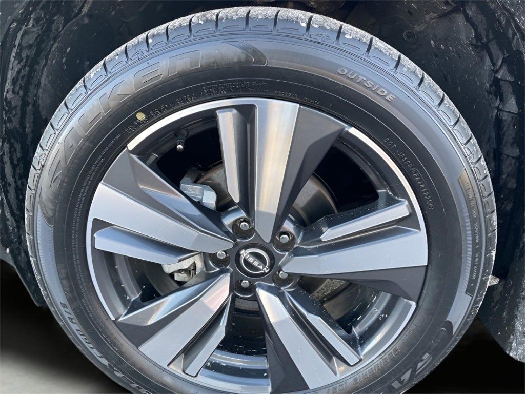 2023 Nissan Rogue SL Certified - *$500 CPO Rebate*