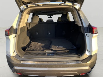 2023 Nissan Rogue SL Certified - *$500 CPO Rebate*