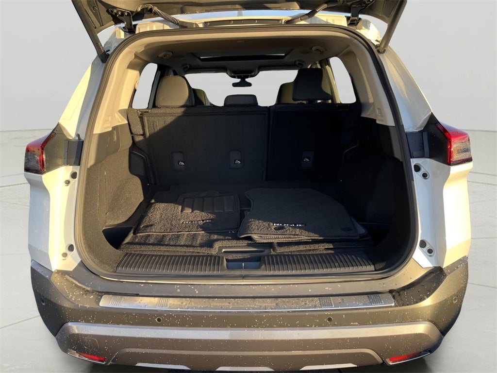 2023 Nissan Rogue SL Certified - *$500 CPO Rebate*