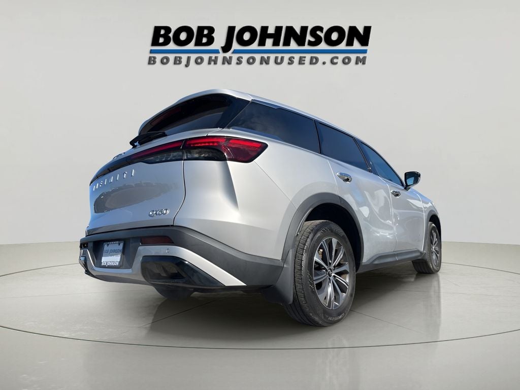 2022 INFINITI QX60 PURE