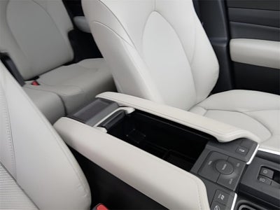 2025 Toyota Grand Highlander Hybrid Base