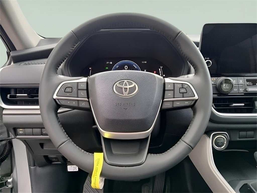 2025 Toyota Grand Highlander Hybrid Base