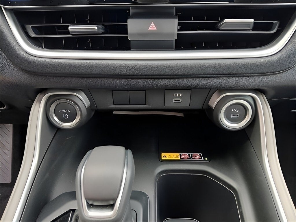 2025 Toyota Grand Highlander Hybrid Base