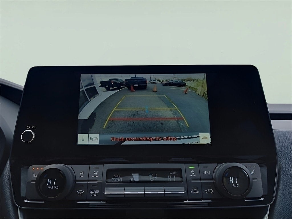 2025 Toyota Grand Highlander Hybrid Base