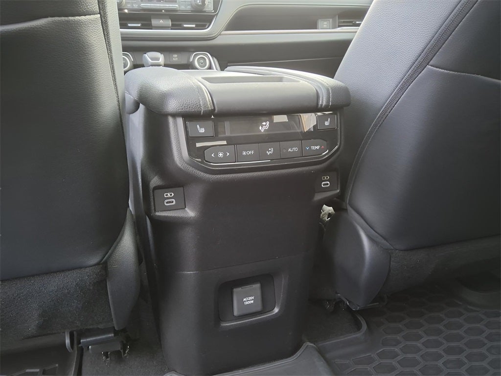 2024 Toyota Grand Highlander Hybrid XLE Leather Heated Seats Power Lif