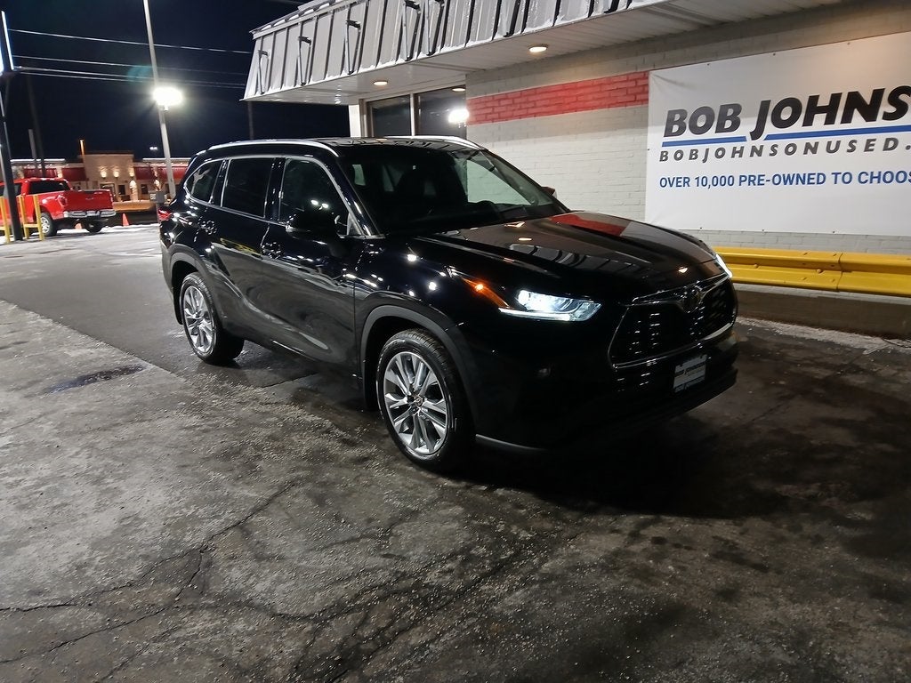 2022 Toyota Highlander Limited
