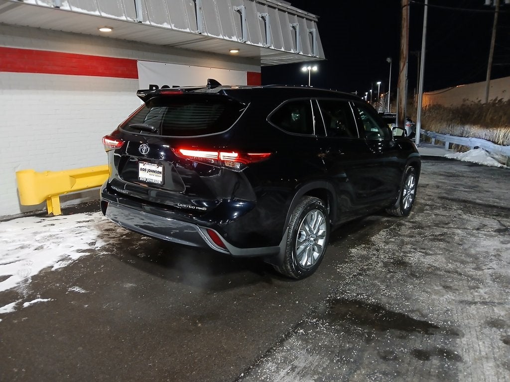 2022 Toyota Highlander Limited