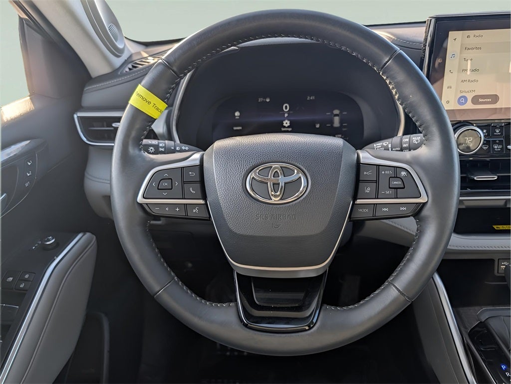 2023 Toyota Highlander Platinum