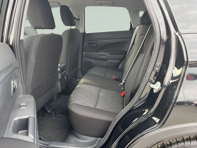 2025 Mitsubishi Outlander Sport 2.0 LE