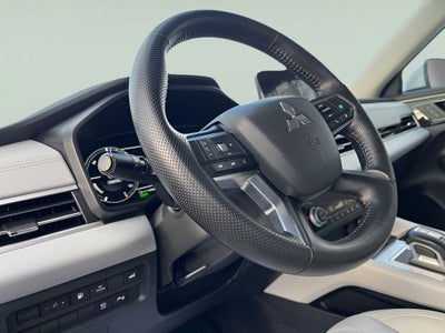 2023 Mitsubishi Outlander PHEV SEL