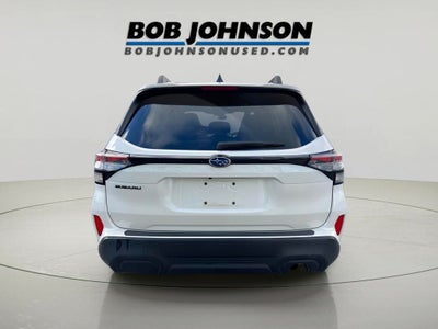 2025 Subaru Forester Premium