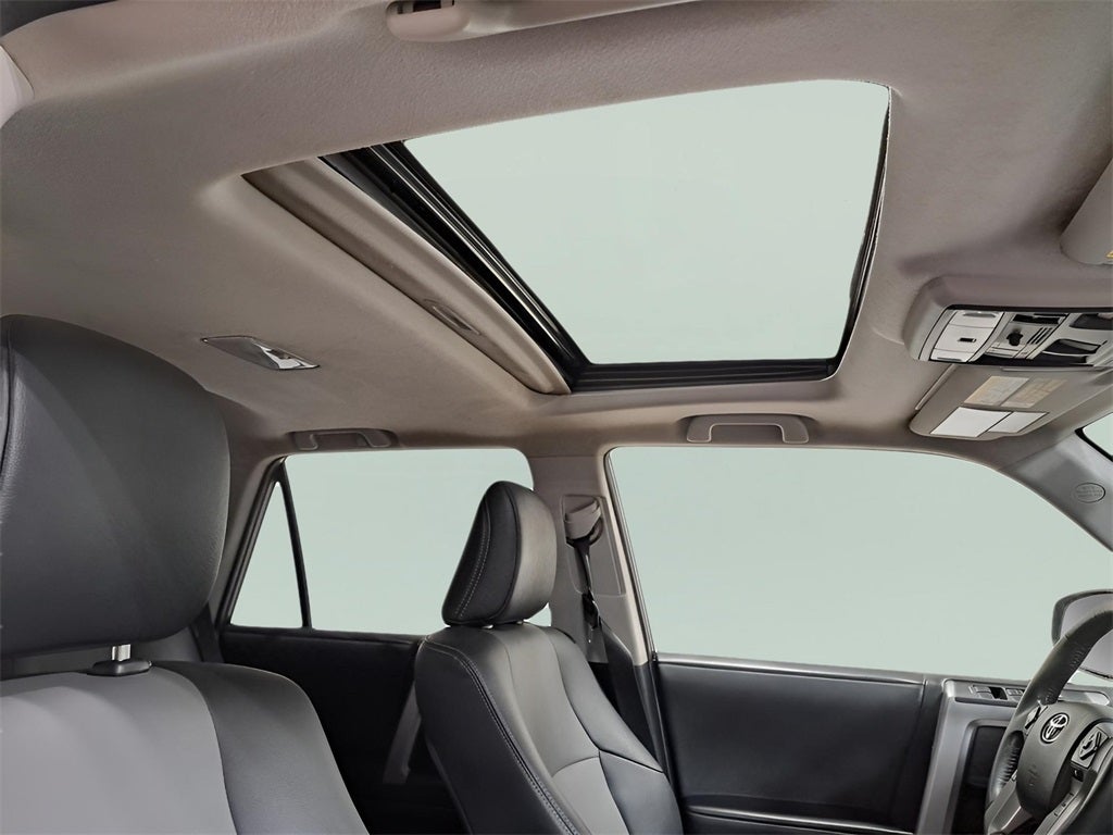 2020 Toyota 4Runner SR5 Premium Heated Seats Sunroof