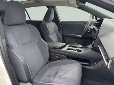 2023 Lexus RZ 450e Luxury