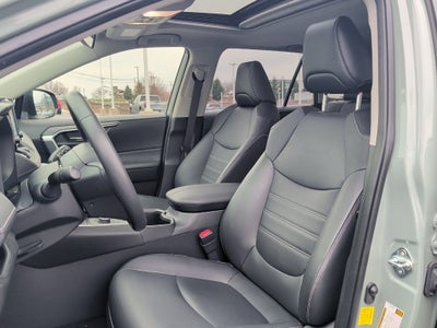 2022 Toyota RAV4 Hybrid XLE Premium