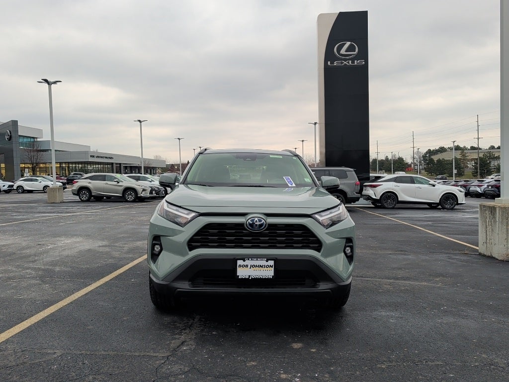 2022 Toyota RAV4 Hybrid XLE Premium