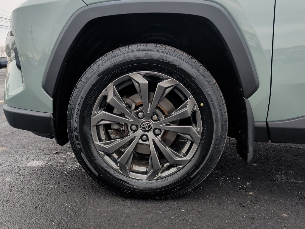 2022 Toyota RAV4 Hybrid XLE Premium