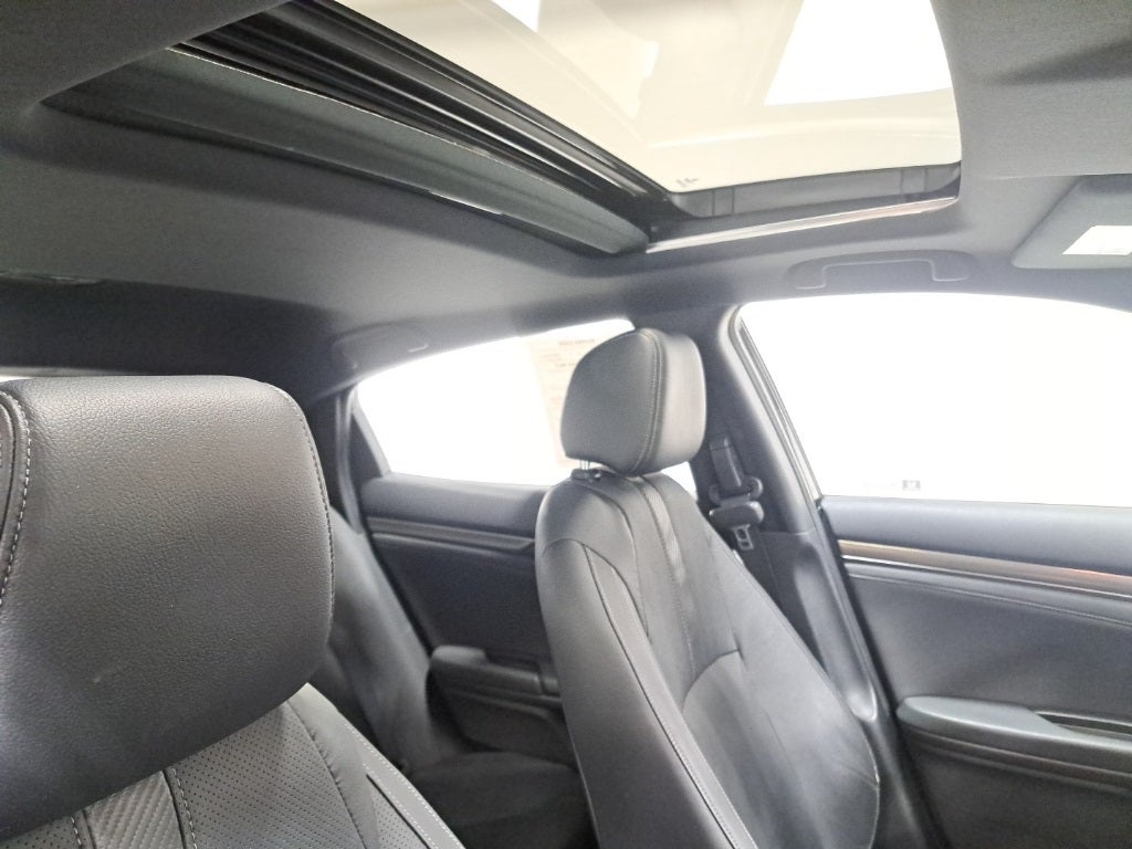 2018 Honda Civic EX-L w/Navigation Sunroof Heated Seats NEW TIRES!