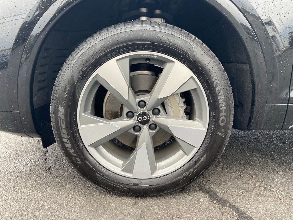 2025 Audi Q5 40 Premium Convenience Plus Package Panoramic Sunr quattro