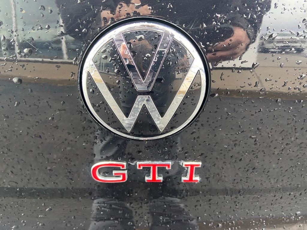 2023 Volkswagen Golf GTI 2.0T SE