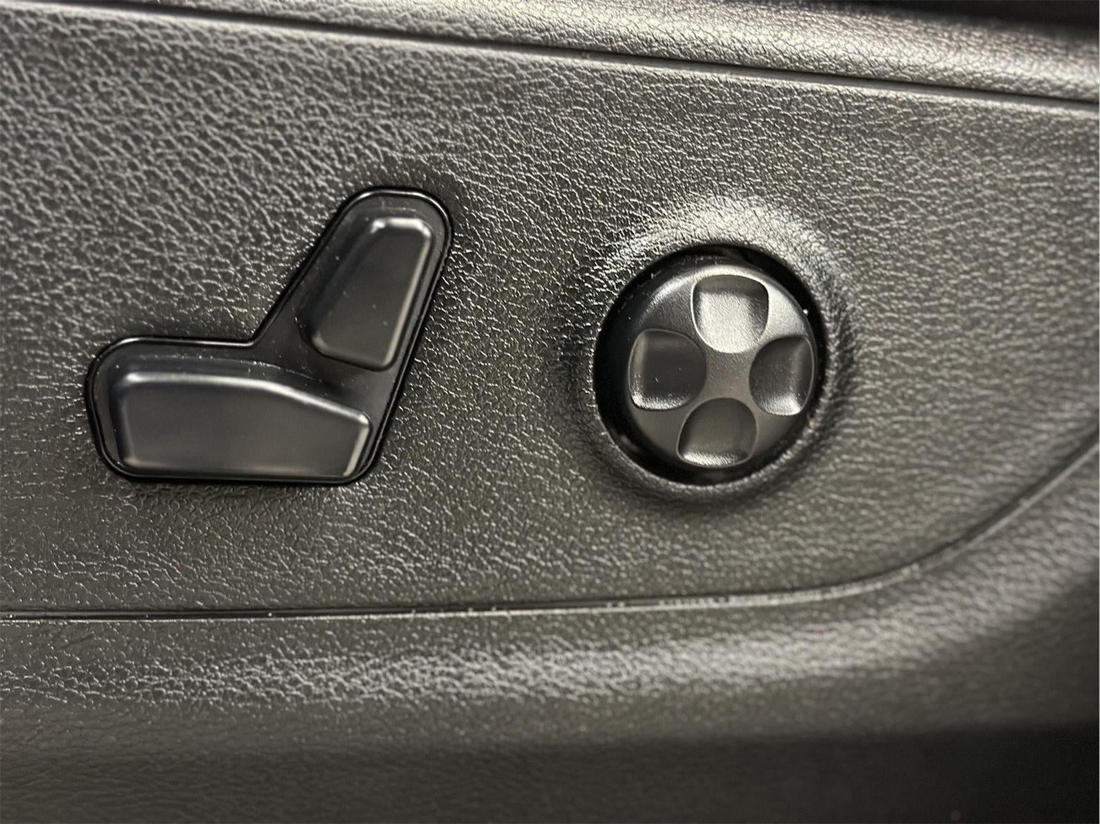 2019 RAM 1500 Big Horn/Lone Star Crew Cab 4x4 5'7" Box