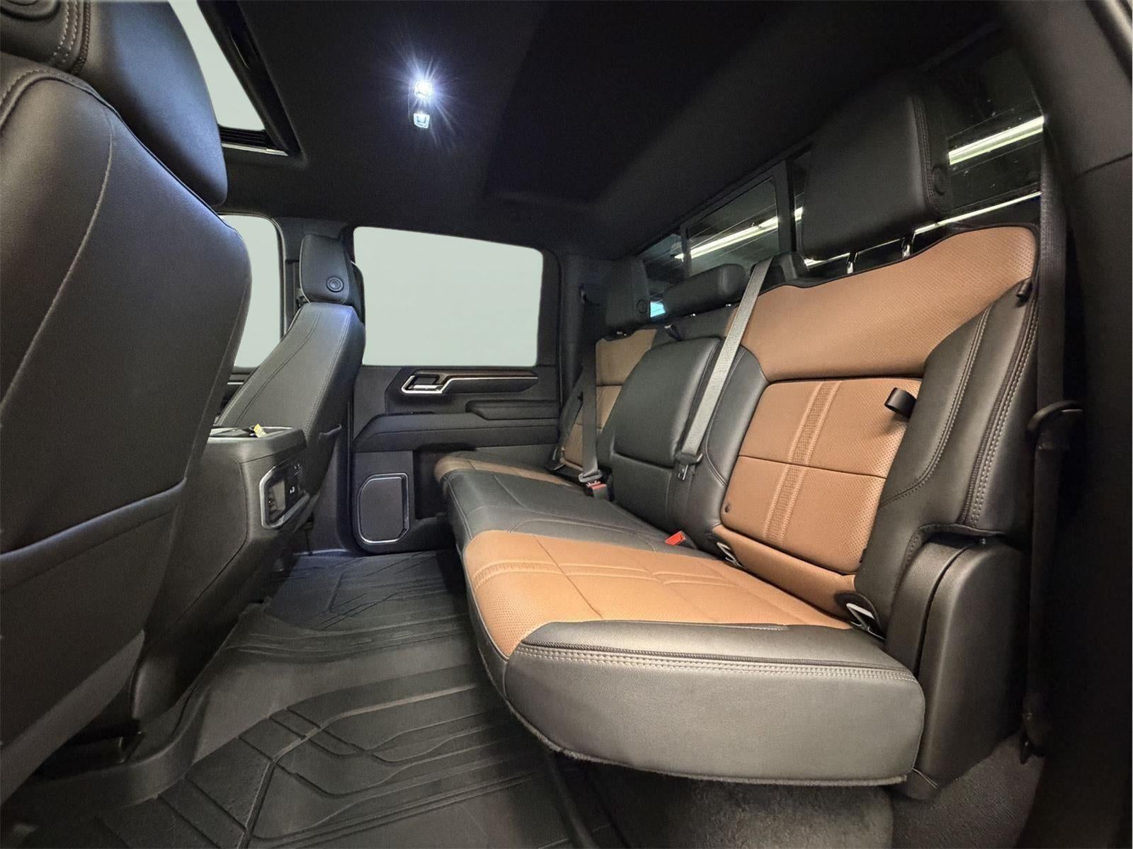 2025 Chevrolet Silverado 2500HD High Country - Photo 32