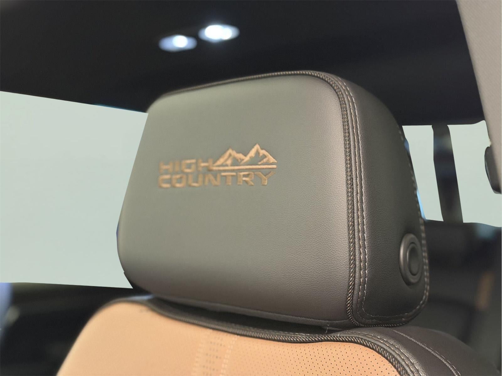 2025 Chevrolet Silverado 2500HD High Country - Photo 54