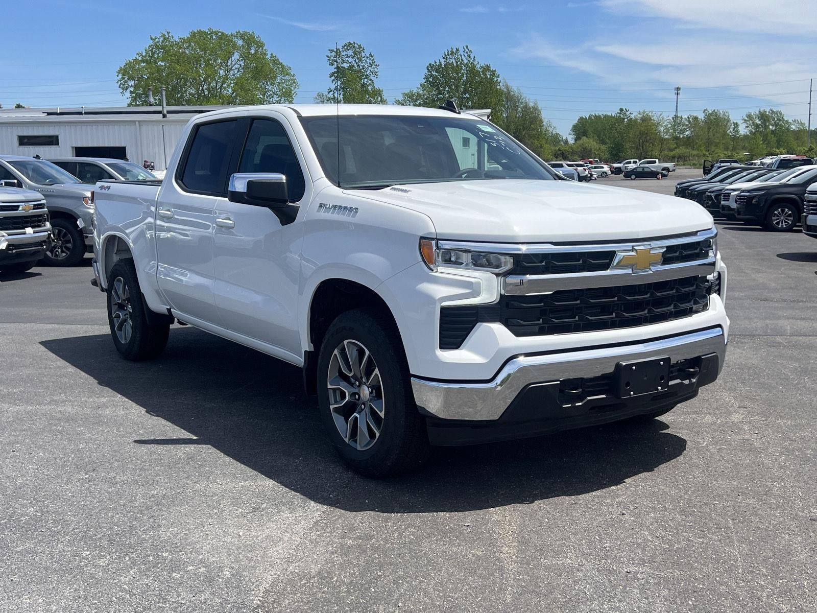 2026 Chevrolet Silverado 1500 LT (2FL)