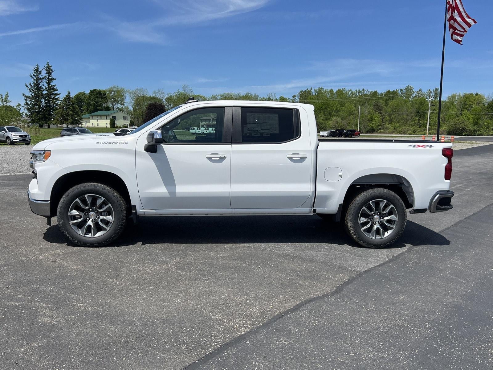 2026 Chevrolet Silverado 1500 LT (2FL)