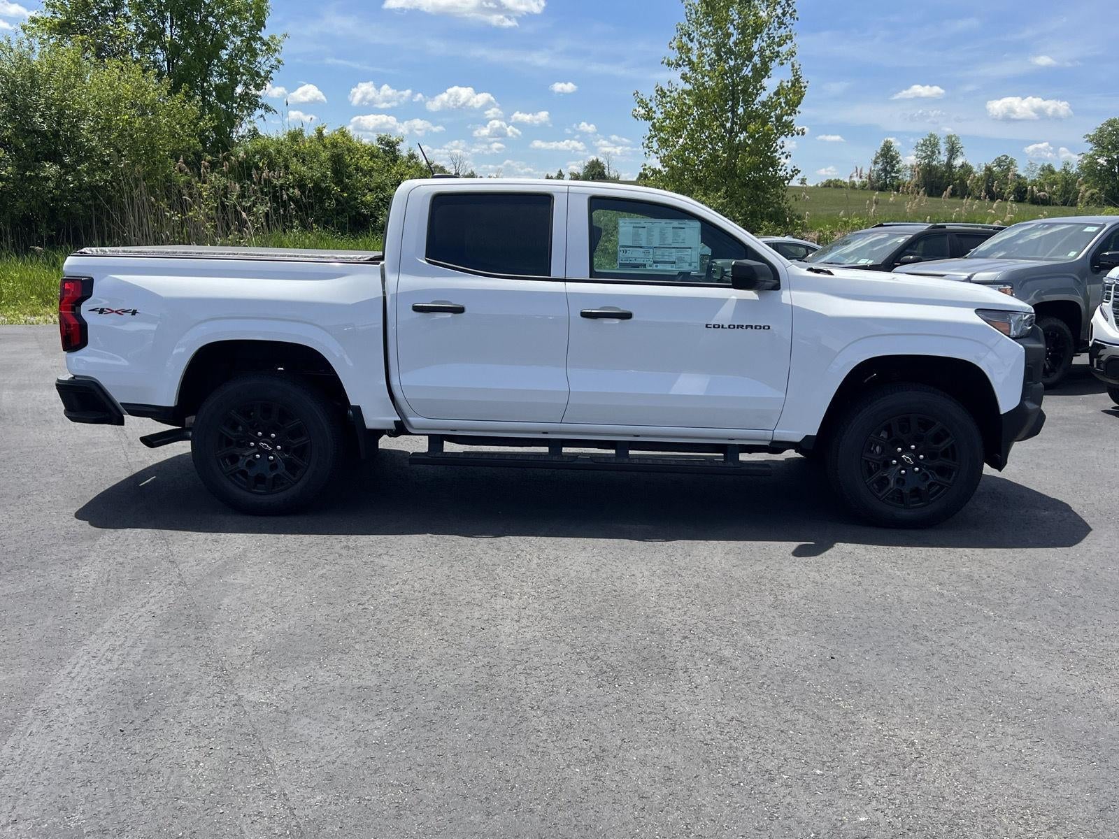 2026 Chevrolet Colorado Work Truck - Photo 11