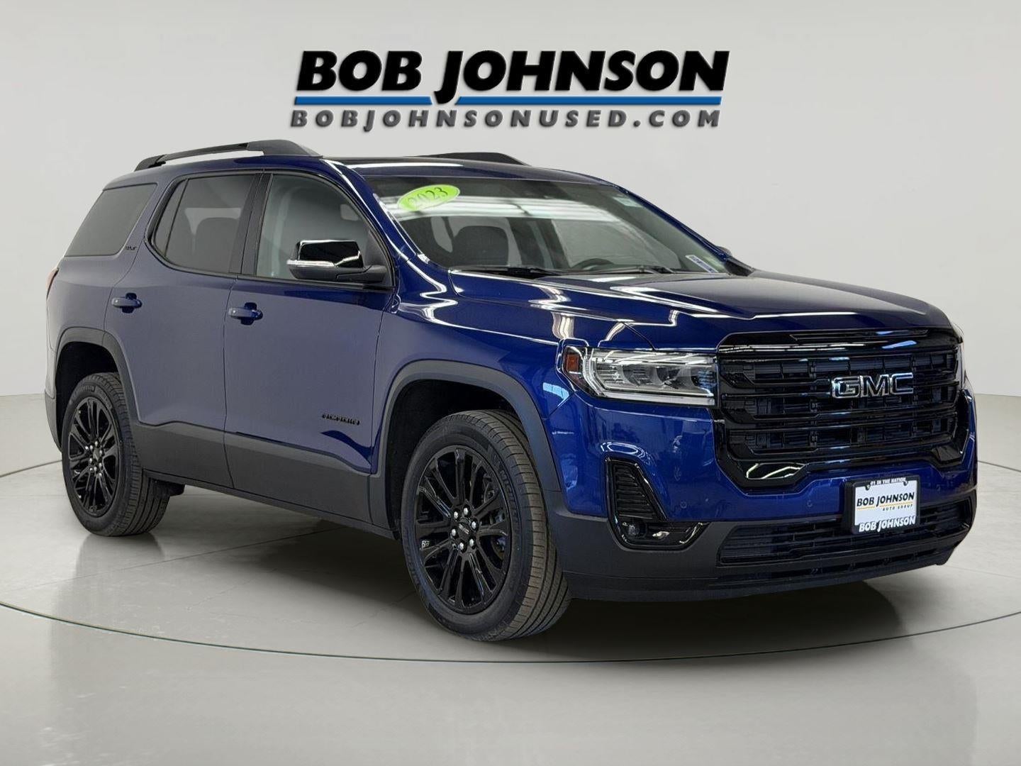2023 GMC Acadia SLT